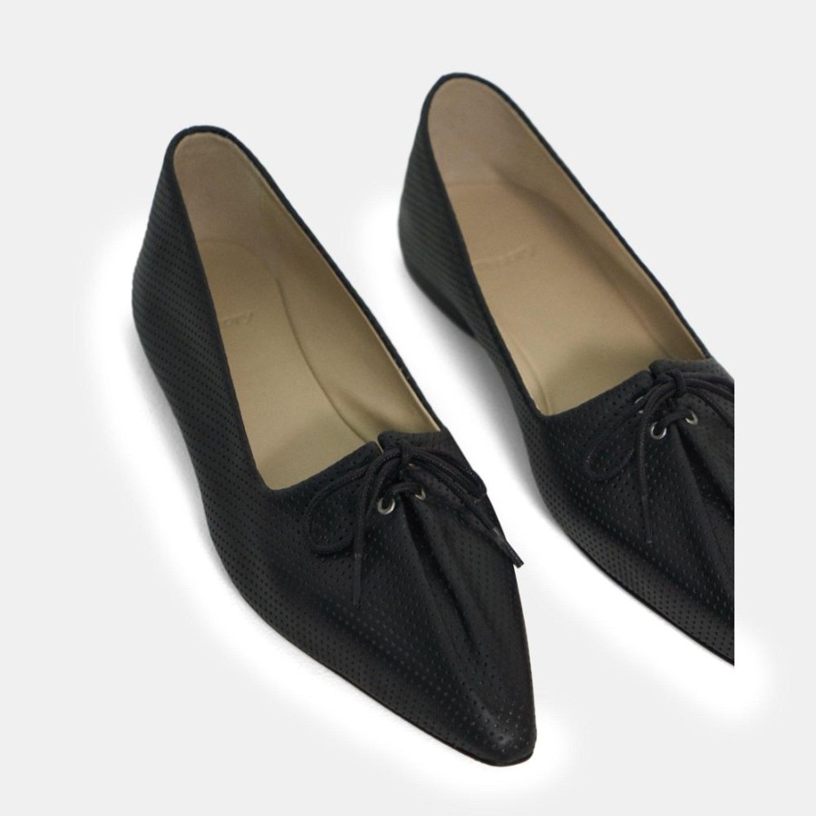 Women Theory Outlet | Pleated Ballet Flat In Perforated Leather Black