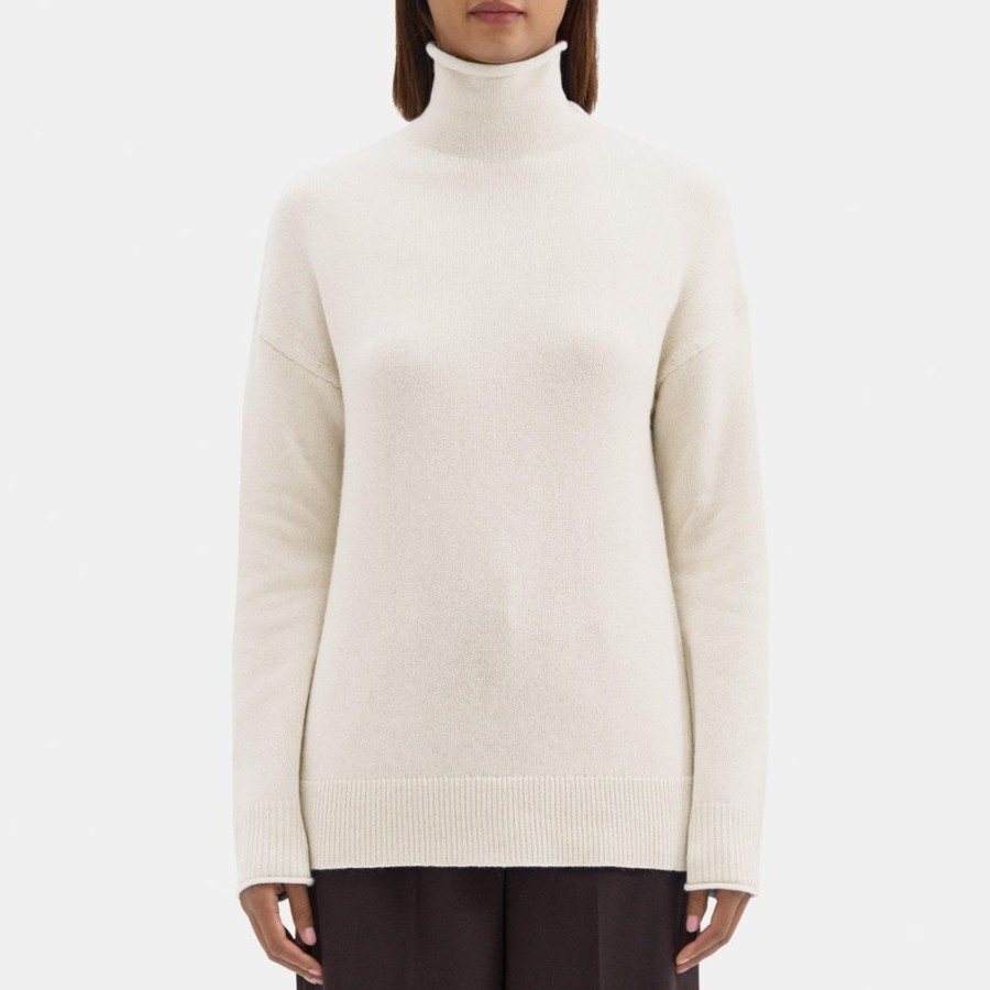 Women Theory Outlet | Slouchy Turtleneck Sweater In Cashmere Ivory