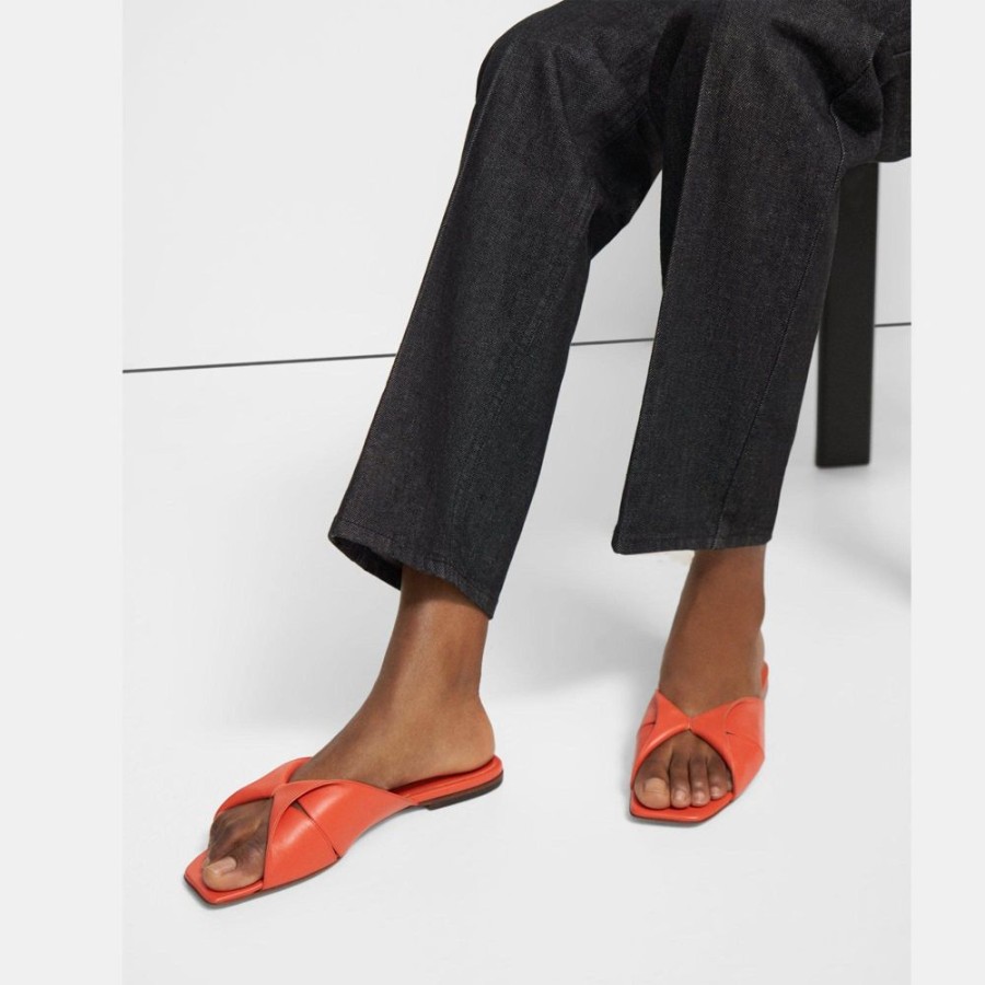 Women Theory Outlet | Twisted Sandal In Leather