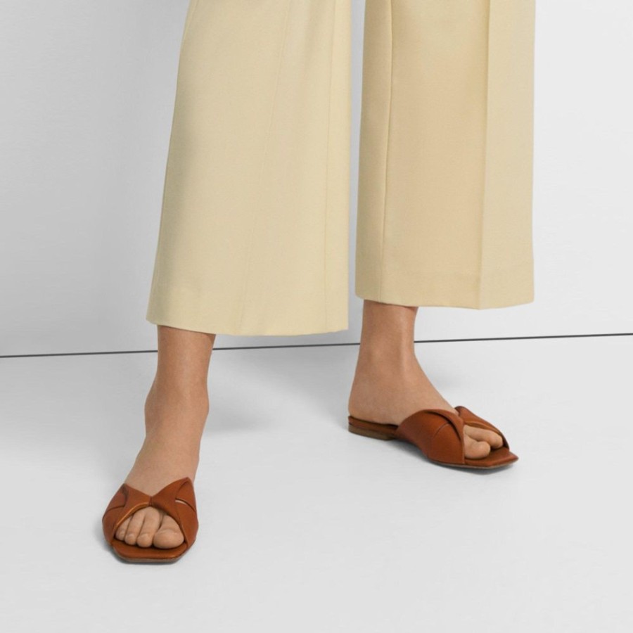 Women Theory Outlet | Twisted Sandal In Leather Tan