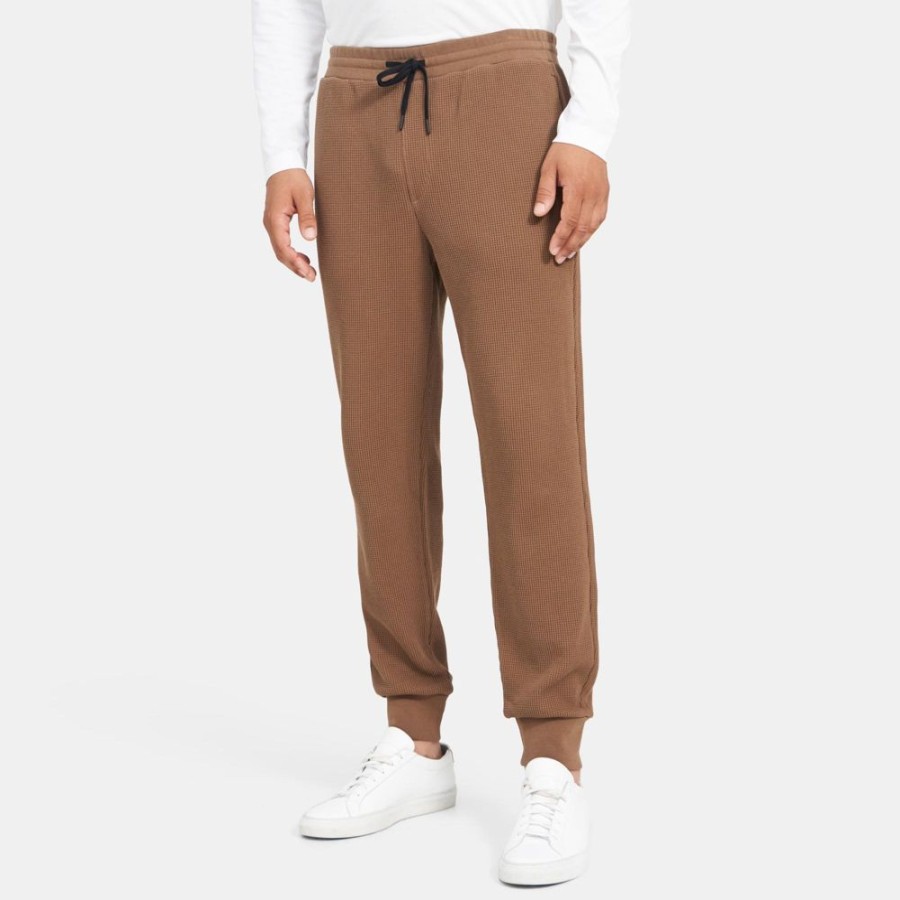 Men Theory Outlet | Essential Sweatpant In Waffle Knit Cotton Fawn