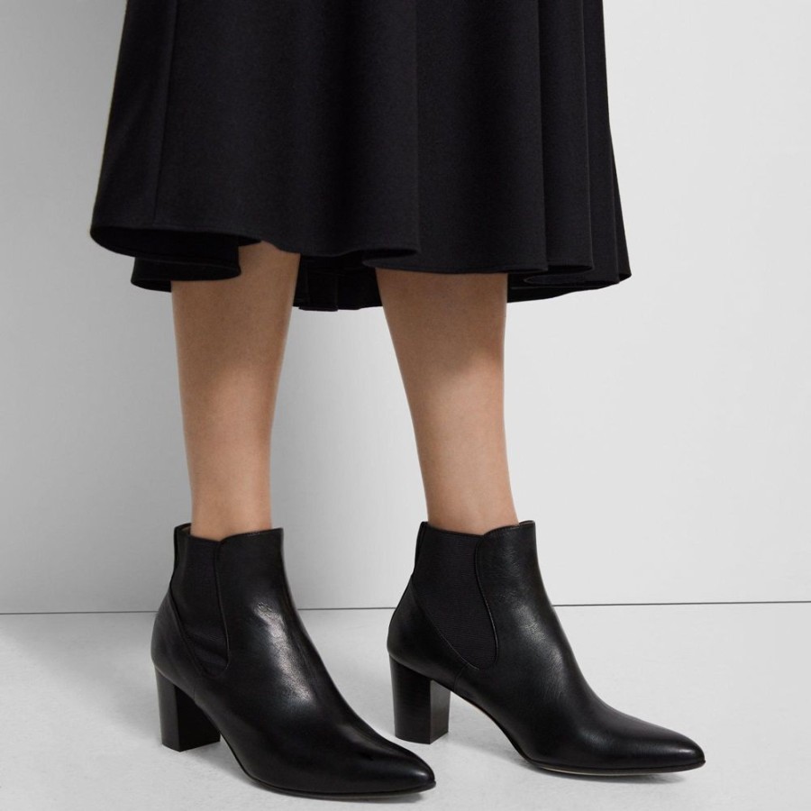 Women Theory Outlet | Pull-On Bootie In Leather Black